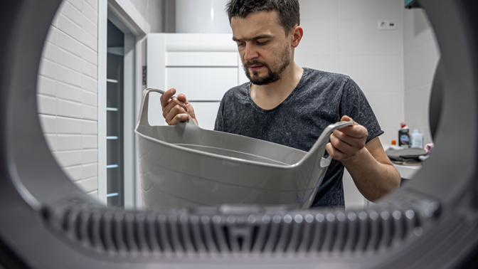 Richard (36): Věděl jsem, že manželka nerada uklízí. Teď už ale zašla příliš daleko