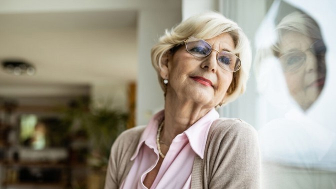 Halina (61): Přijdu si stará na intimnosti, můj partner to ale vidí jinak. Nevím, co s tím mám dělat