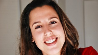 Klára (27): Můj děda se mnou komunikuje i po smrti. Jednou mi to zachránilo život