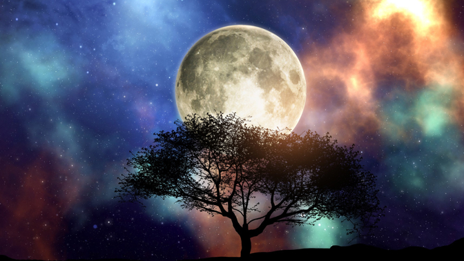 Růžový superúplněk ve znamení Střelce je tu! Přináší energii lásky, vážných rozhodnutí i laskavosti