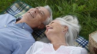 Alena (60): Vdávala jsem se po dvoutýdenní známosti, nikdo nevěřil, že nám vztah vydrží