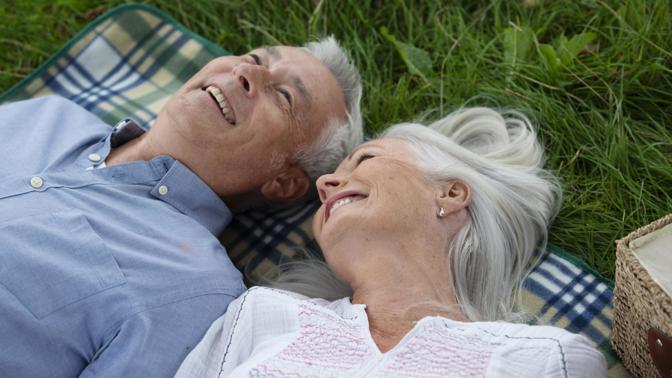 Alena (60): Vdávala jsem se po dvoutýdenní známosti, nikdo nevěřil, že nám vztah vydrží