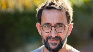 Bedřich (44): Manželka vyměnila naše postelové hrátky za něco, co mě jako chlapa uráží