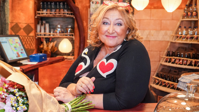 Halina Pawlowská slaví nevídaný úspěch: Díky za každé nové ráno se dočkalo překladu do ukrajinštiny