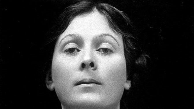 Tragický osud slavné tanečnice: Isadoře Duncan zlomila vaz příliš dlouhá šála