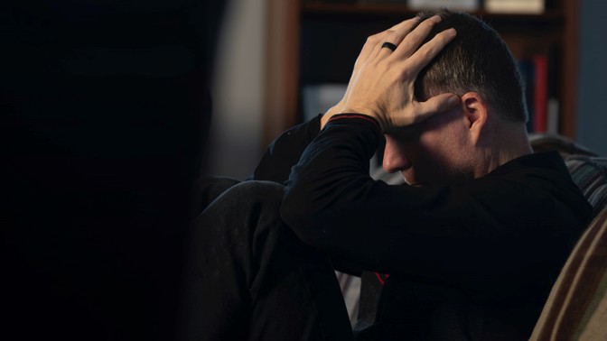 Karel (29): Přítelkyně otěhotněla s mým bratrem. Vůbec nechápu, jak mi to mohli udělat