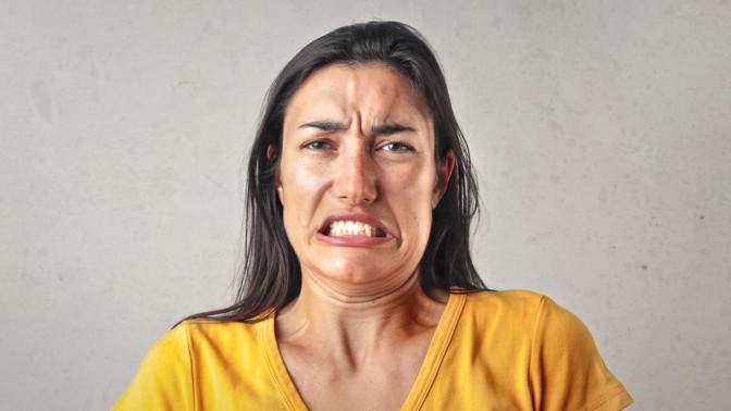 Šarlota (30): Kamarádka mi nabídla peníze za úklid domu. Netušila jsem, že je takové prase