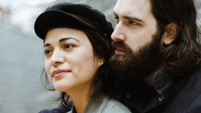 Alfréd (43): Náš dům stojí na starém pohřebišti. Mrtví nám dávají najevo, když chtějí mít klid