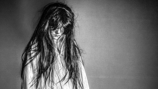 Slavný americký exorcismus: Anna Ecklund prý mluvila různými jazyky, šplhala po zdi a zvracela žluč