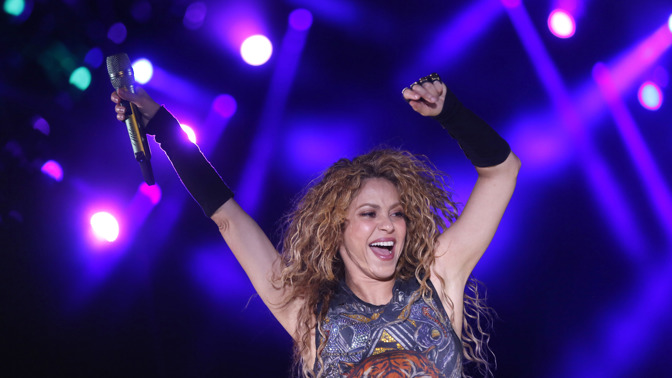 Ze Shakiry se po rozchodu s Piquém stala učitelka tance: Troufnete si na její svůdné pohyby?