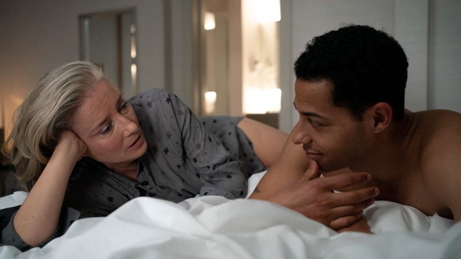 Hit z Karlových Varů: Emma Thompson prožívá moderní verzi Pretty Woman ve filmu Hodně štěstí, pane Veliký