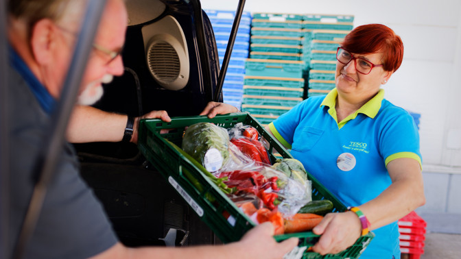 Tesco slaví 5 let úspěšného úsilí v oblasti snižování potravinového odpadu