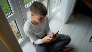 PORADNA: Devítiletý syn chce začít používat sociální sítě. Koučka radí, jak ho na to připravit a co rozhodně nepodcenit