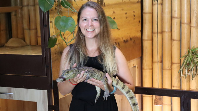 Vyzkoušeli jsme VIP prohlídku Krokodýlí zoo Praha: Čím se zde tito plazi krmí a proč v přírodě útočí na opilce?