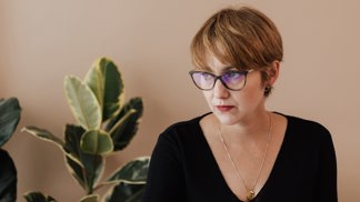 Růžena (45): Exmanžel rozmazluje naše děti. Hrozně mě to vytáčí, ale nedá si říct