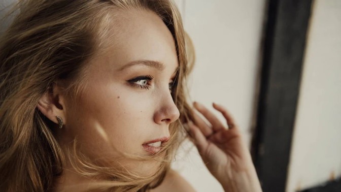 Tereza (27): Na chalupě už se to nedá vydržet. Musím vymyslet, jak se zbavit duchů