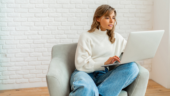 Daniela (25): Uvěřila jsem lásce ze seznamky, ale bohužel jsem nebyla sama