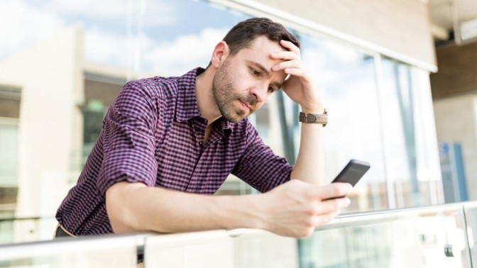 Svatoslav (37): Manželka chce ukázat světu, jak jsme šťastní. Ale nevím, jestli je synova plná plenka to pravé