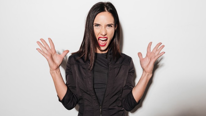 Malvína (28): U rodinného oběda jsem všem řekla, co si o nich myslím. Už tři týdny mě ignorují