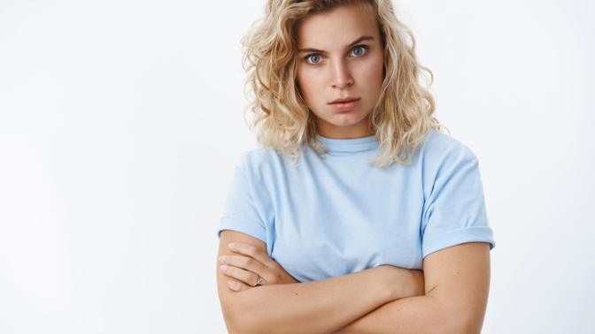 Týna (26): Půl roku jsem živila kamarádku po těžkém rozchodu. Jako poděkování mi koupila zvadlou kytku