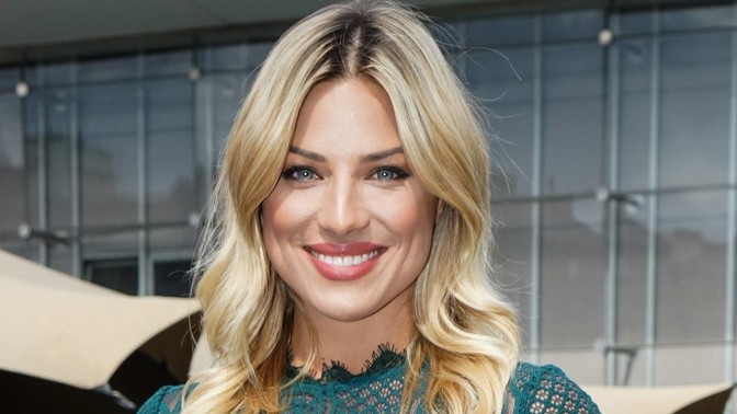 Těhotná Eva Perkausová čeká kluka: Přála jsem si víc holku, ale tušila jsem, že to bude chlapeček, uvedla moderátorka