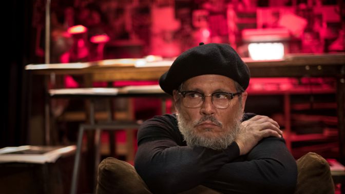 Zarostlý Johnny Depp v roli fotografa vstupuje do kin: Je to příběh o lidskosti a soucitu, říká o své postavě herec