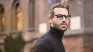 Richard (33): Matka hrozně žárlí, když dám přednost partnerce. Náš vztah je opravdu toxický