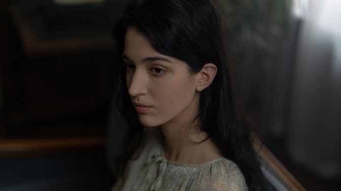 Brigita (27): Přítel mě varoval před bláznivou tetou, ale já u ní také viděla přízrak velkého černého psa