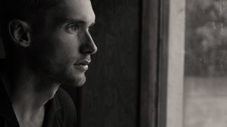 Theo (36): Prostořeká dcera mé přítelkyně mi opravdu zavařila, teď mám co žehlit