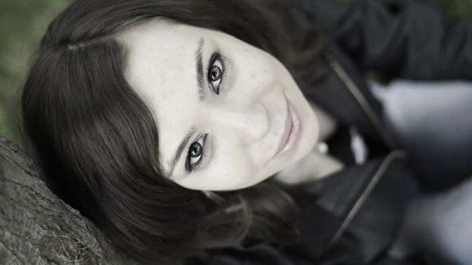 Daniela (23): Když jsem u babičky v okně viděla neznámou postavu, hned jsem věděla, že to je zesnulý děda