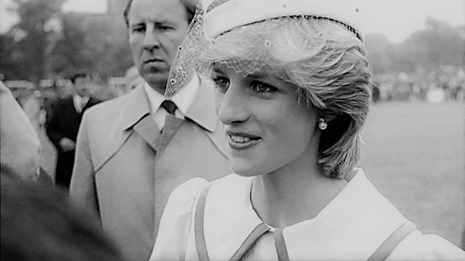 Pohřeb princezny Diany: Obavy o život prince Charlese i mezinárodní skandál