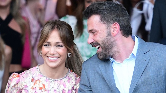 Ben Affleck slaví 50. narozeniny: Ani komplikovaný vztah s otcem ho neuchránil před pitím