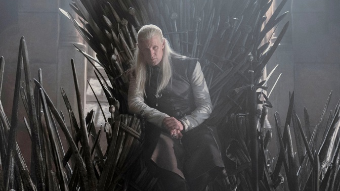 Seriál Rod draka: Fenomén Hra o trůny se vrací zpátky v čase o 200 let, pro rod Targaryenů to znamená začátek konce