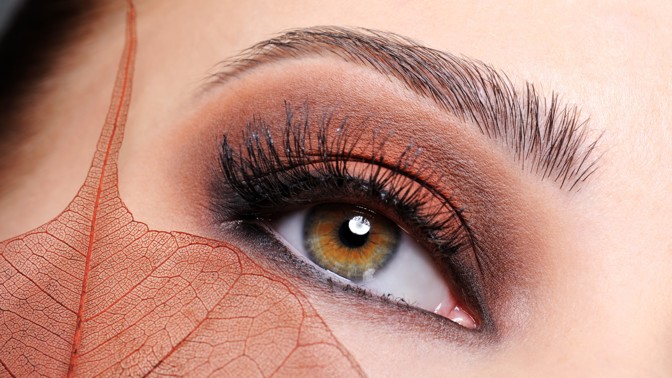 Laminace obočí: Vydrží až šest týdnů, první noc ale pozor na spánek