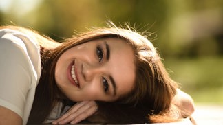 Lucie (32): Těžko se tomu věří, ale zelenomodré světlo nad postýlkou mé dcery je asi děda
