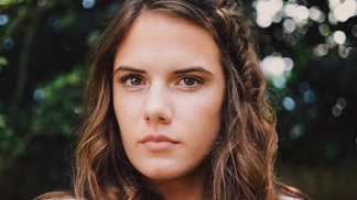 Blanka (30): Pro partnera jsem byla jen ozdoba v drahých šatech s velkým výstřihem