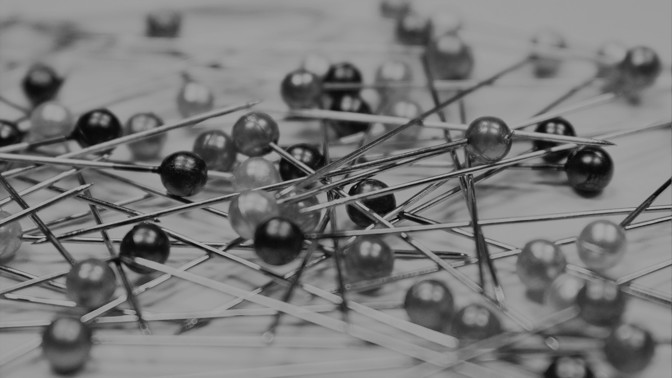 Děravý muž Mirin Dajo: Nechával se prošpikovat meči, prý ho to naučili indičtí fakíři