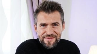 Bořek Slezáček uplácí syny: Nějak jim svou častou nepřítomnost nahradit musím