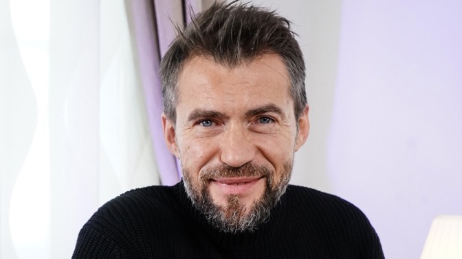 Bořek Slezáček uplácí syny: Nějak jim svou častou nepřítomnost nahradit musím