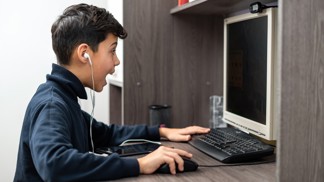 PORADNA: Děti tráví stále více času u počítačových her. Koučka radí, v čem tkví největší úskalí a jak dlouho nechat děti hrát