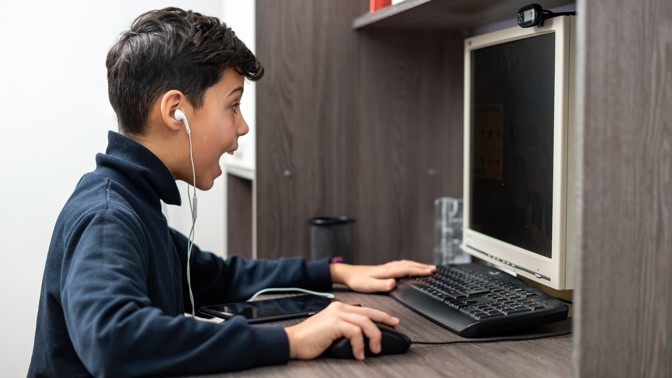 PORADNA: Děti tráví stále více času u počítačových her. Koučka radí, v čem tkví největší úskalí a jak dlouho nechat děti hrát