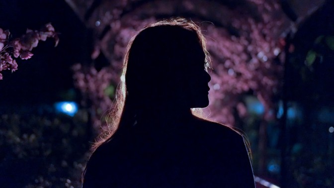 Vražedkyně Jasmine: Dvanáctiletá dívka podlehla staršímu příteli a společně vyvraždili její rodinu