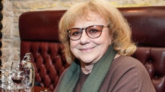 Spisovatelka Iva Hüttnerová má lék na splín: Pomáhá zahrádka a procházky, jídlem se mé zoufalství prohlubuje