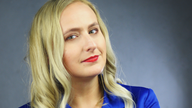 Historky z Tinderu sepsala stand-up komička Lucie Macháčková: Nikdo jako ten pravý neexistuje