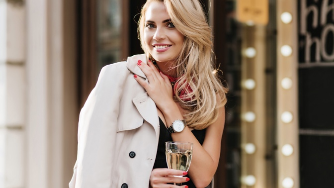 Za luxusní styl není potřeba utrácet tisíce: Přepych vykouzlí neutrální barvy a decentní knoflíky