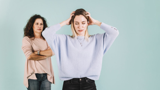 Sabina (30): Tchyně mě nerespektuje jako matku, podle ní zanedbávám svého syna. Mám pocit, že z toho zešílím