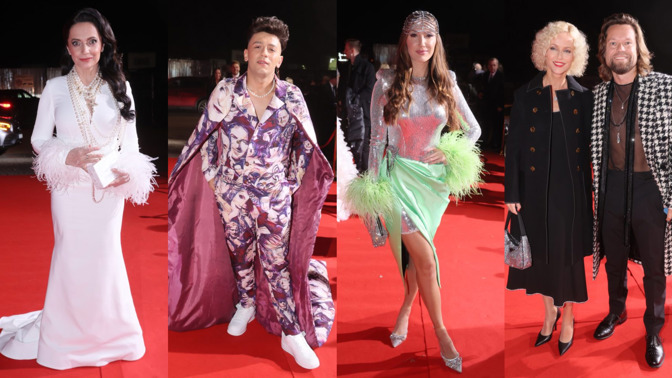 Módní policie ze Slavíka: Slavnostnímu večeru dominovaly průsvitné látky a peří, Bendig vynesl originální vlečku