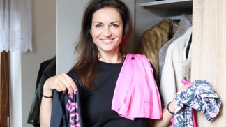 Hanka Kynychová ukázala, jaké kousky schovává v šatníku i zásobu krémů na nočním stolku