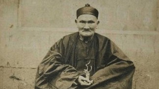 Dlouhověký Li Čching-Juen: Měl se dožít 256 let, stihnout 24 svateb a zplodit 180 dětí