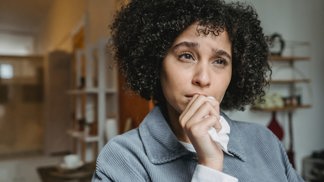 Marta (44): Manžel se definitivně zbláznil. Rozmlouvá s urnou své matky a ta mu prý nařídila rozvod